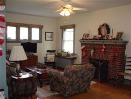 122 S. Carol Blvd, Upper Darby, PA, 19082, USA